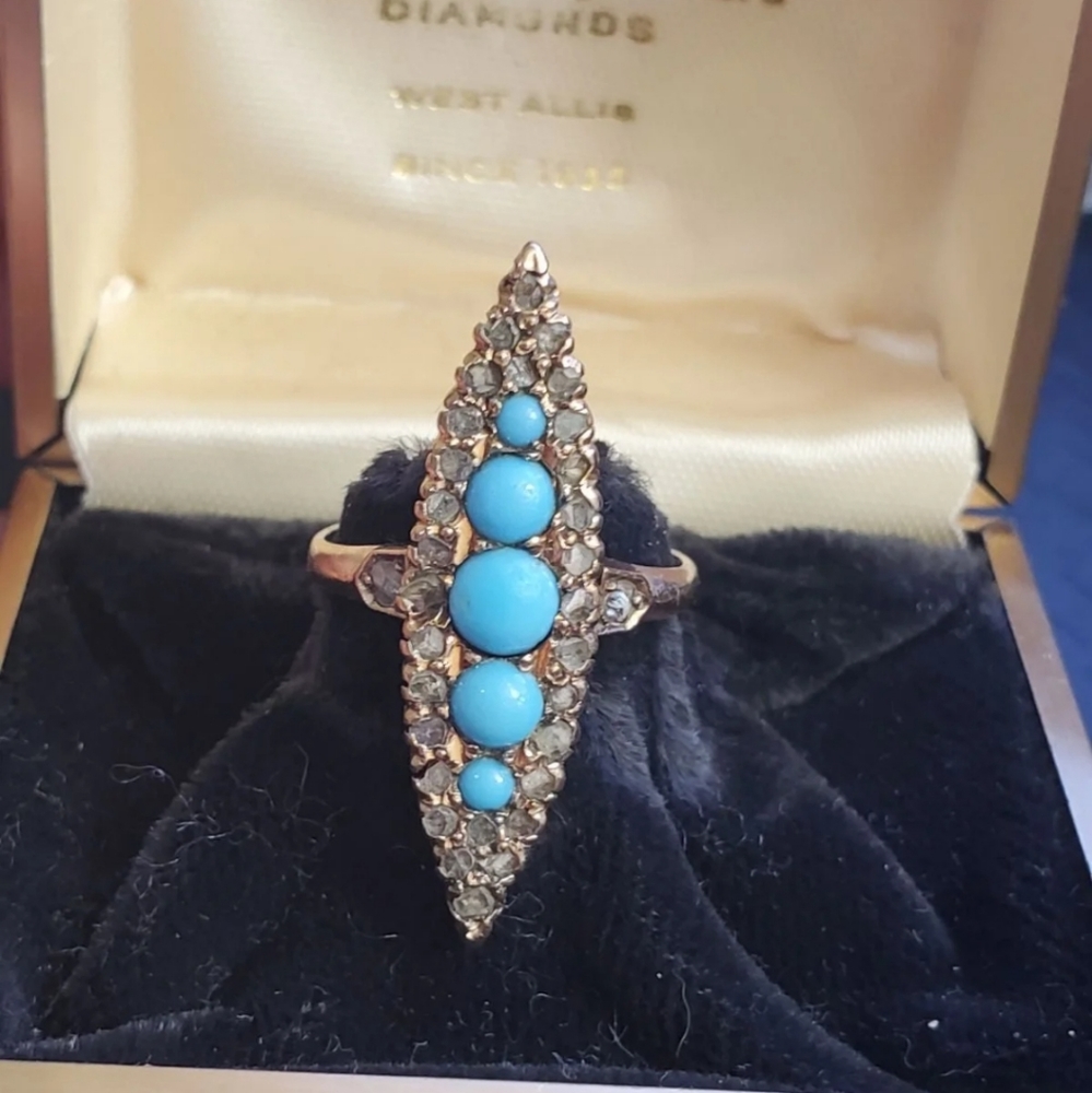Antique 10k rose gold Turquoise & diamond navette ring!  This is about a 5 3/4 a